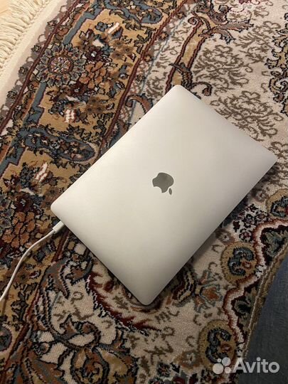Apple MacBook Pro 13 m1 8gb 256 silver 25 циклов