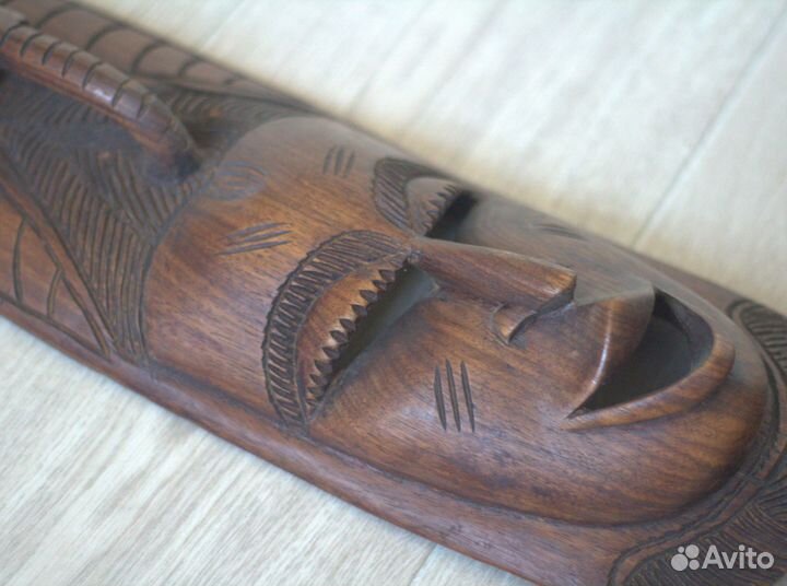 Маска деревянная Африка