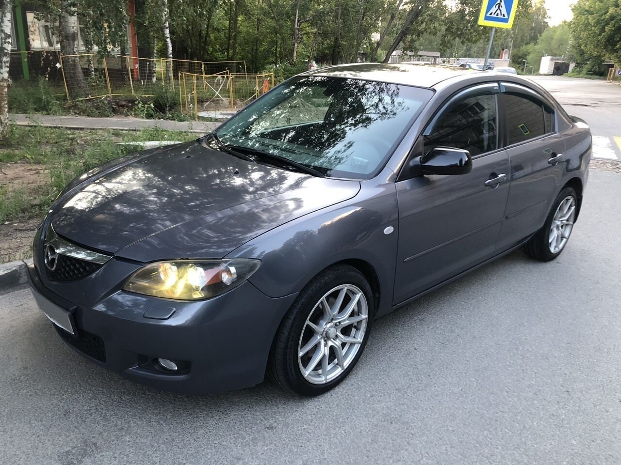 Mazda 3: фото владельца