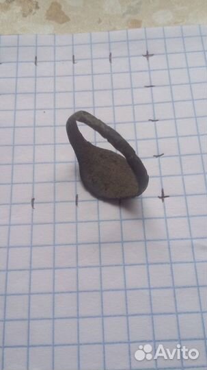 Перстень 16-17в. Сюжет 