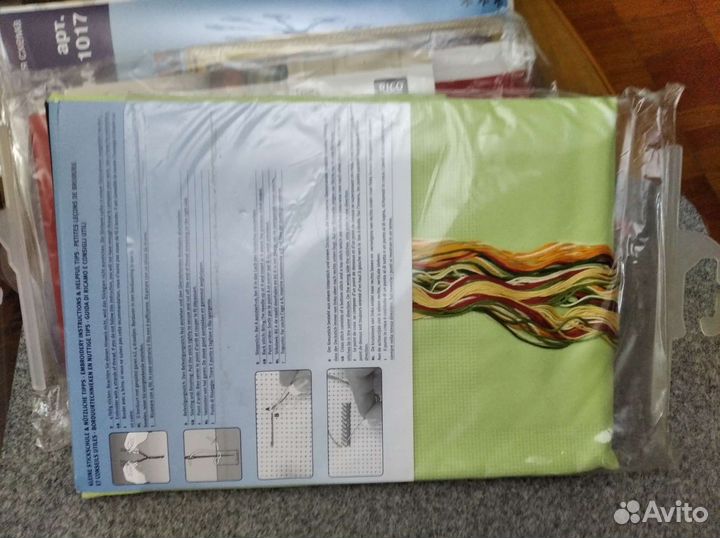 Набор для вышивания крестом и бисером