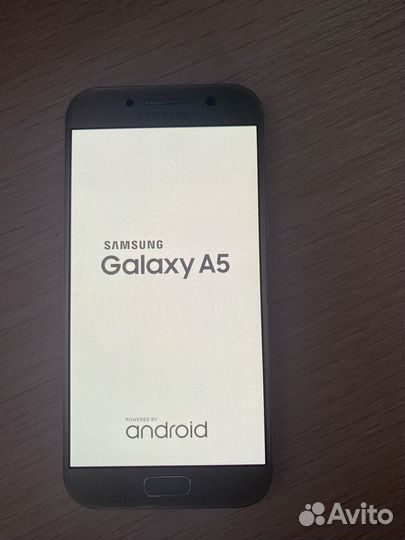 Телефон Samsung galaxy a5 2017