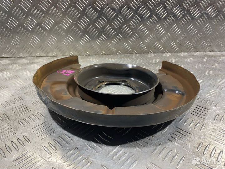 Пыльник тормозного диска задний правый Subaru