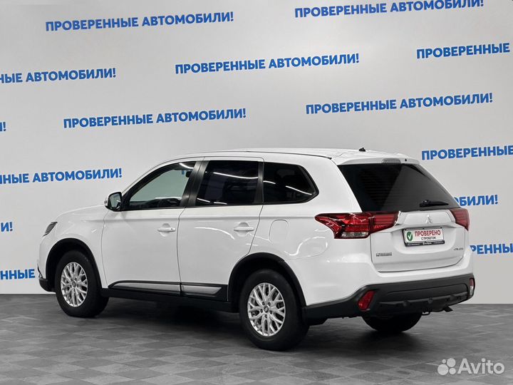 Mitsubishi Outlander 2.0 CVT, 2015, 83 969 км