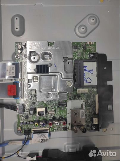 Телевизор LG 43UJ634V