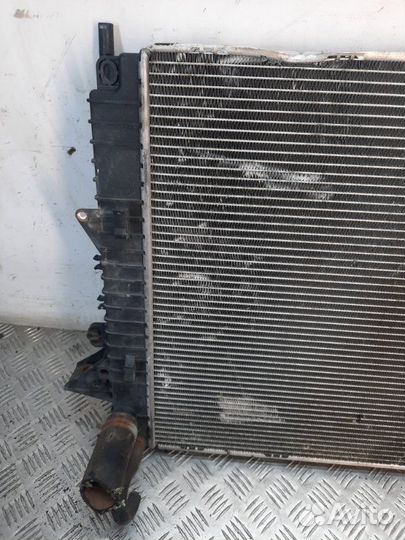 Радиатор основной Land Rover Discovery внедорожник