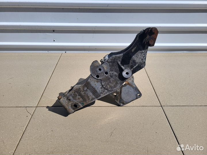 Кронштейн кондиционера Fiat Albea