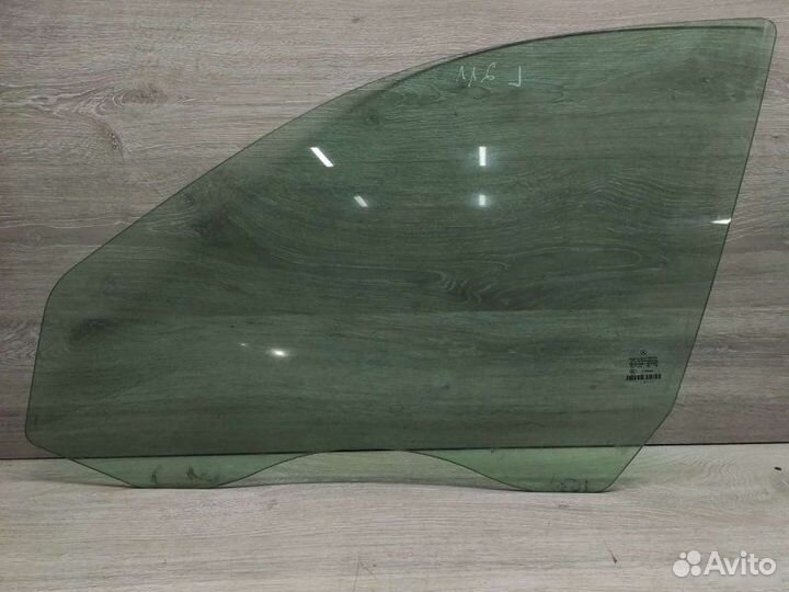 Стекло двери Mercedes E W211