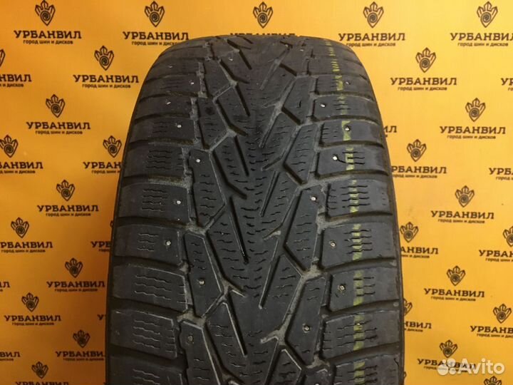 Nokian Tyres Hakkapeliitta 7 215/55 R16 101T