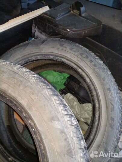 Goodyear Cargo Ultra Grip 215/55 R17