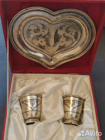 Серебряный набор поднос и рюмки