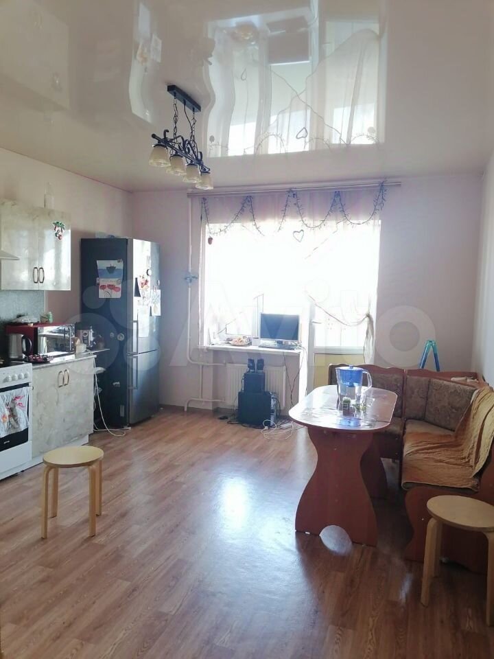 2-к. квартира, 90 м², 9/18 эт.