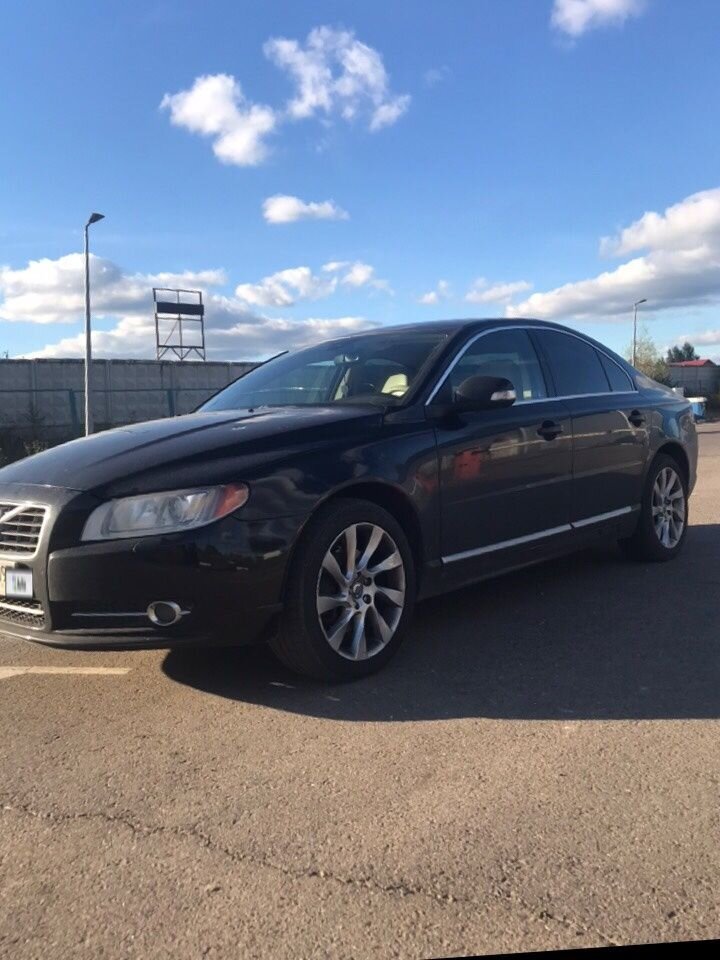 Volvo S80: фото владельца