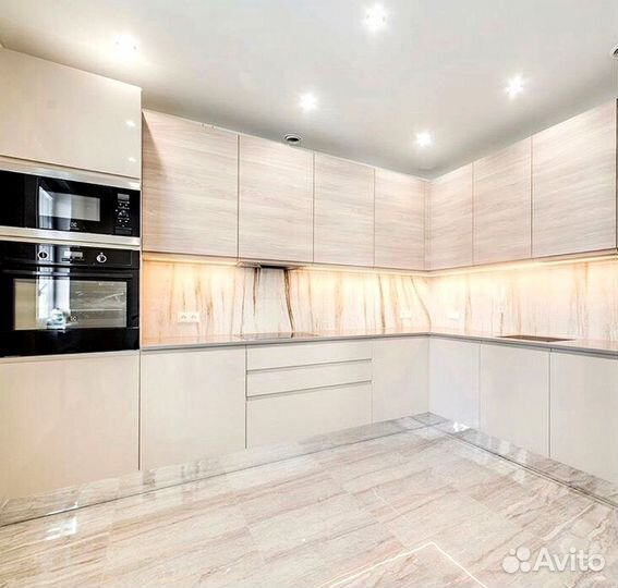 Кухонный гарнитур в стиле модерн