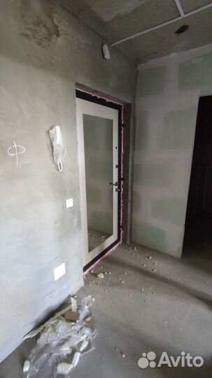 Установка входных дверей