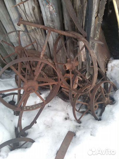 Старинные колеса