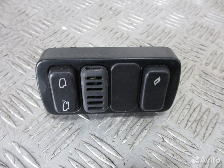 Рамка с блоком кнопок камаз 9406800034