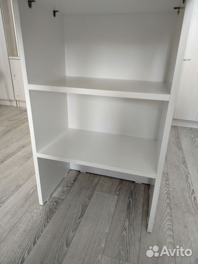 Столик для маникюра