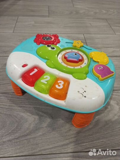 Развивающий столик