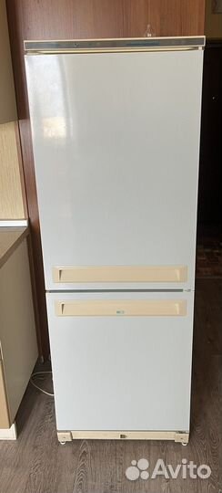 Холодильник двухкамерный stinol rf s 275