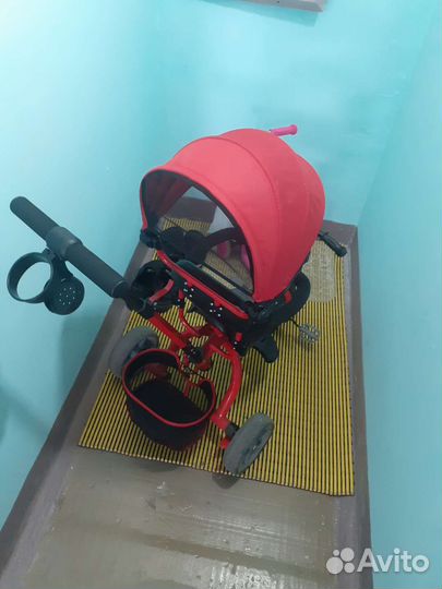 Детский трехколесный велосипед бу