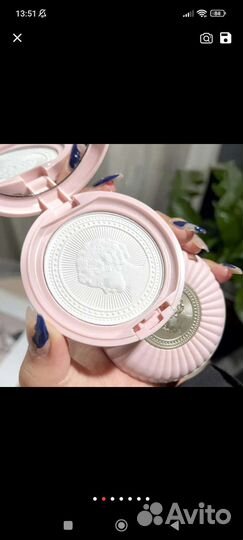 Пудра компактная