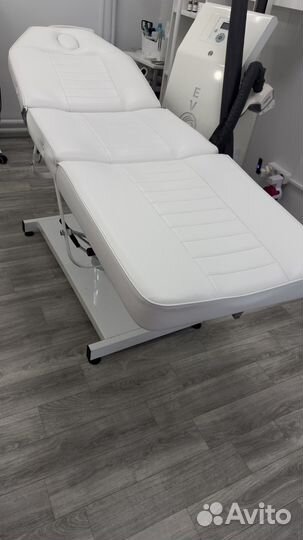 Кушетка косметологическая на гидравлике