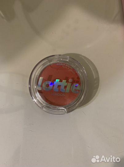 Румяна lottie