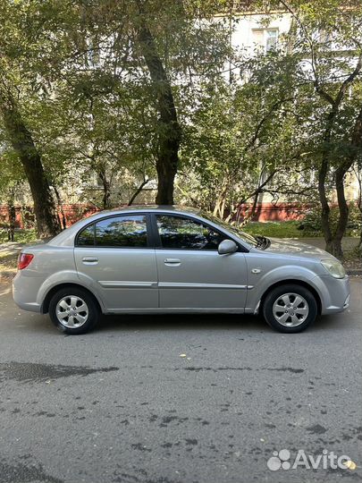 Kia Rio 1.4 AT, 2011, 280 000 км