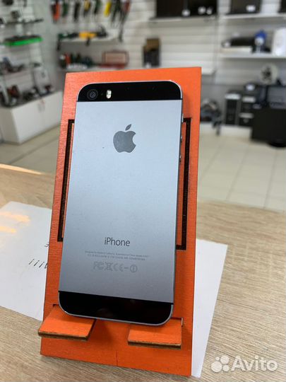 iPhone 5S, 16 ГБ