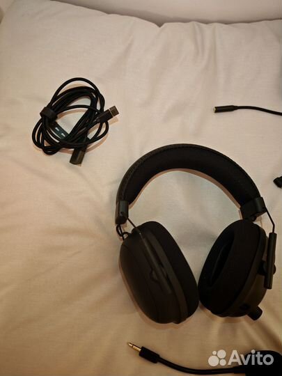 Беспроводные наушники razer blackshark v2 pro