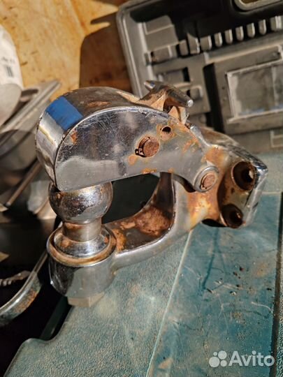 Домкрат 5 тоник, крюк для прицепа