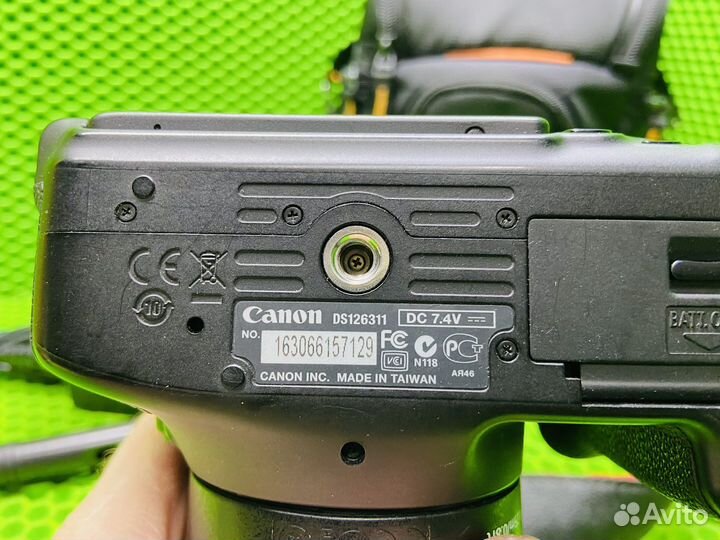 Зеркальный фотоаппарат Canon EOS600D (44300)