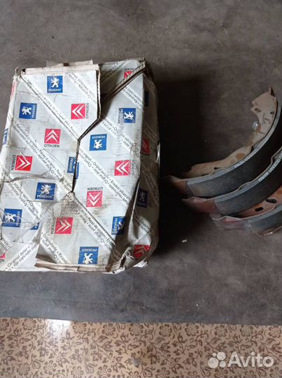 Тормозные колодки citroen C3