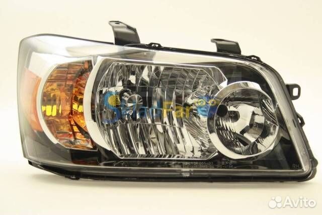 Фара правая Toyota HighLander XU20 (2004)