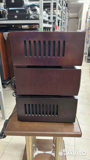 Звуковая аппаратура Accuphase P-300L, C-240, T-100