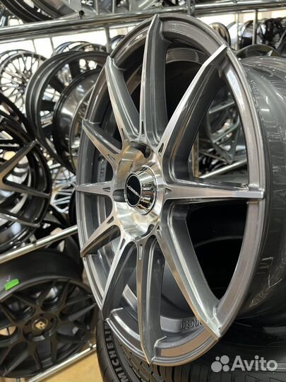 Диски литые R15 4*114.3 Vossen