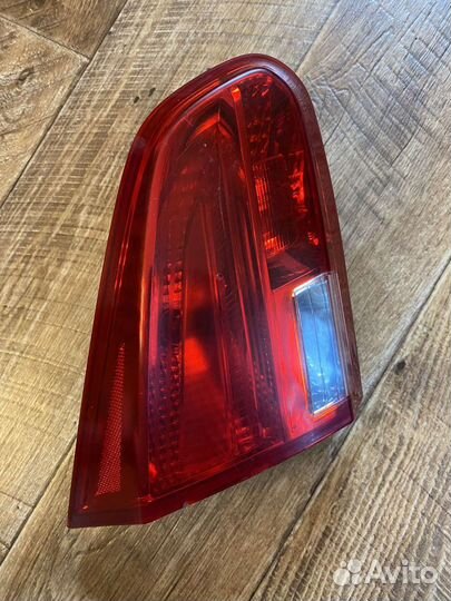 Фонарь в крышку багажника kia ceed