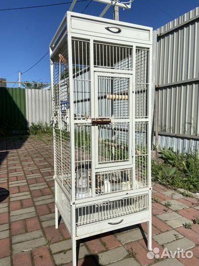 Клетка для попугаев