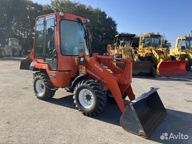 Фронтальный погрузчик KUBOTA R430, 2014