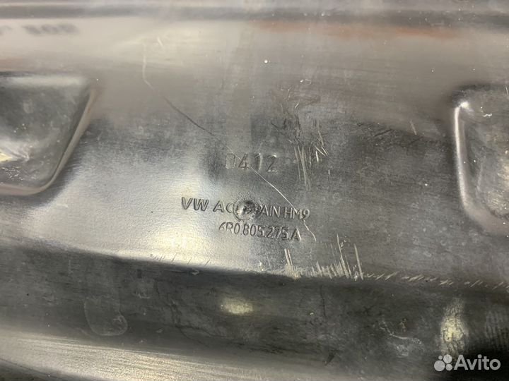 Водосток лобового стекла Volkswagen Polo Sedan