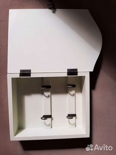 Ключница настенная