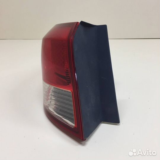 Фонарь задний наружный левый Kia Rio