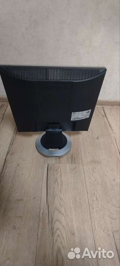 Монитор Samsung syncmaster 710n