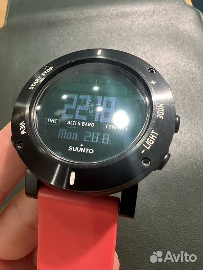 Часы suunto core crush