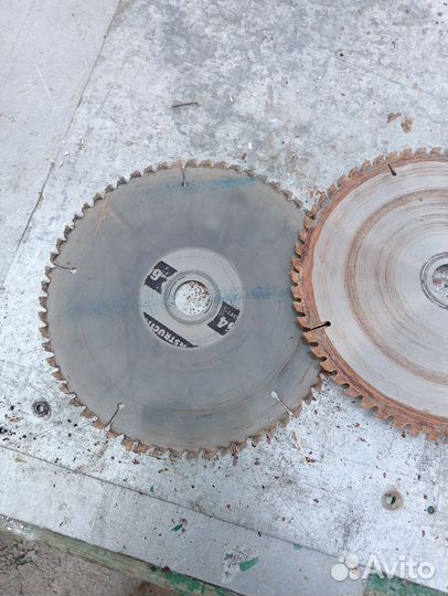 Диск пильный по дереву 250 и 255