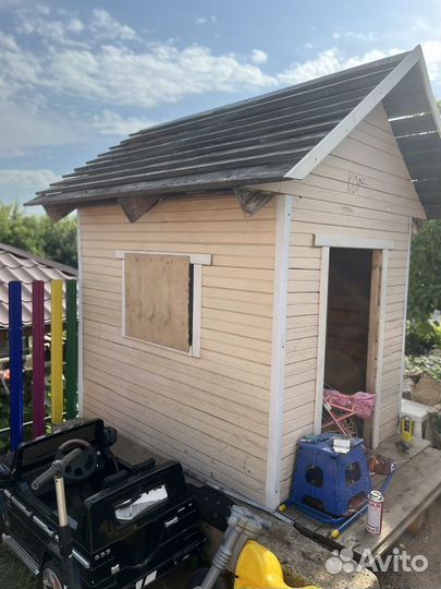 Детский деревянный домик