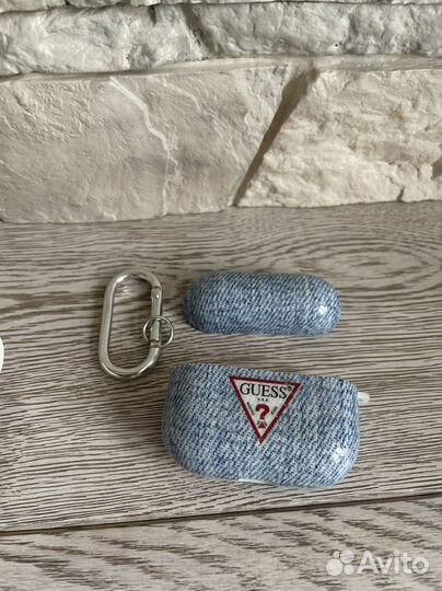 Чехол Guess для airpods pro