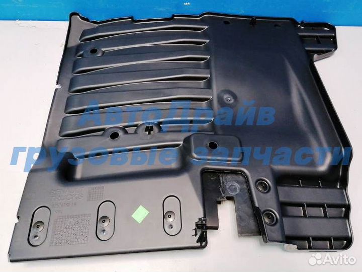 Брызговик Рено Т серии передний левый