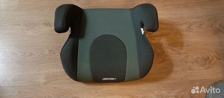 Автокресло бустер isofix